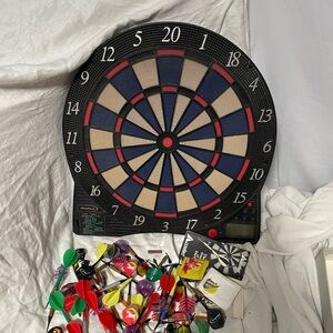 Electronic Dartboard with Multicolor Darts vintage